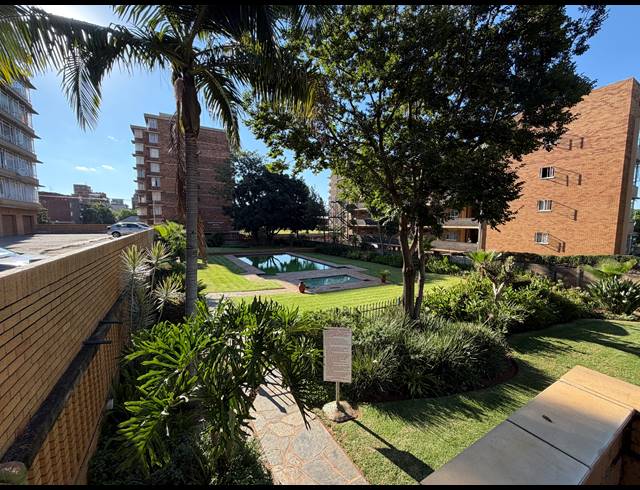 3 BEDROOM APARTMENT FOR SALE IN SUNNYSIDE